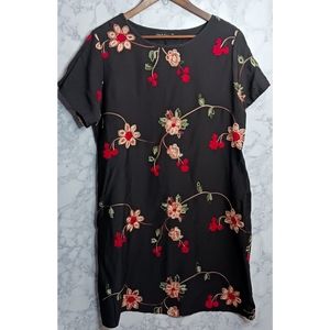 Women's Black Floral Embroidered Shift Dress
